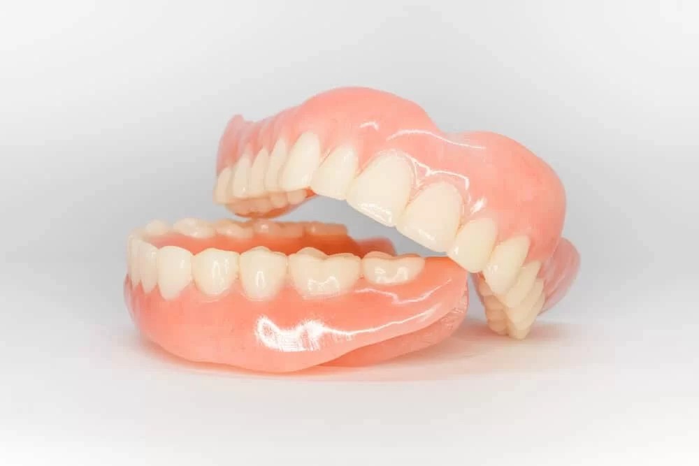 Removable denture